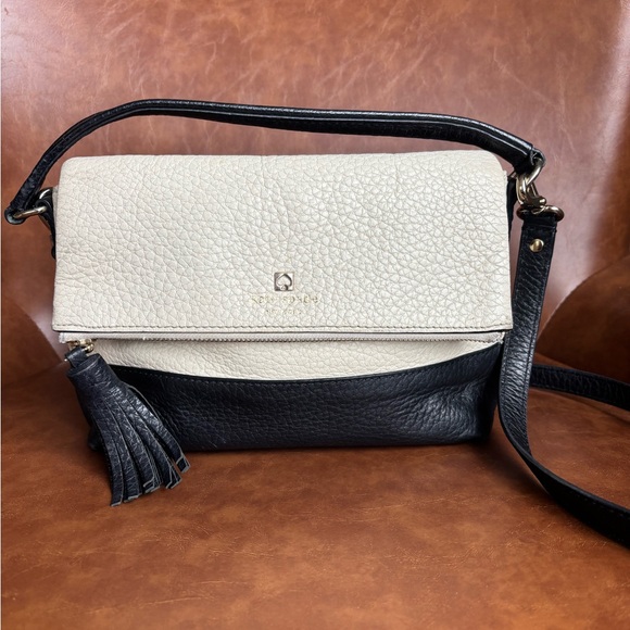 Kate Spade Southport Avenue Mini Maria Leather Crossbody Black Cream Tassel - Picture 3 of 14